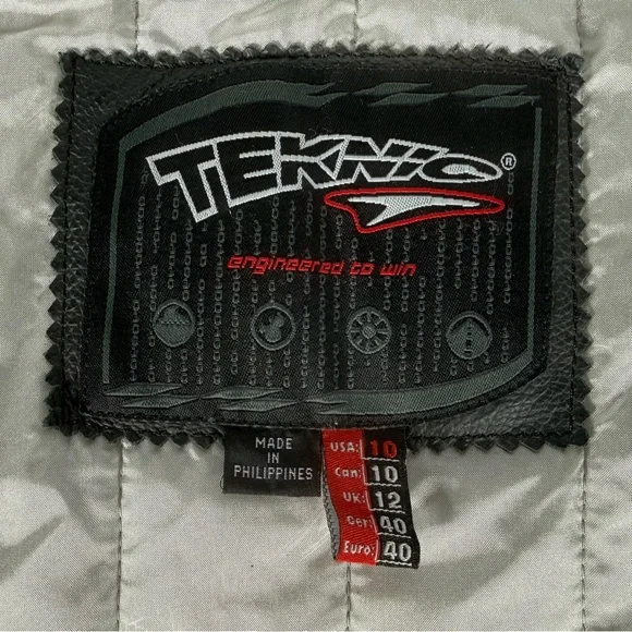 Women’Red & Black Teknic Leather Motorcycle Jacket with Removable Quilted Liner. - Picture 16 of 16